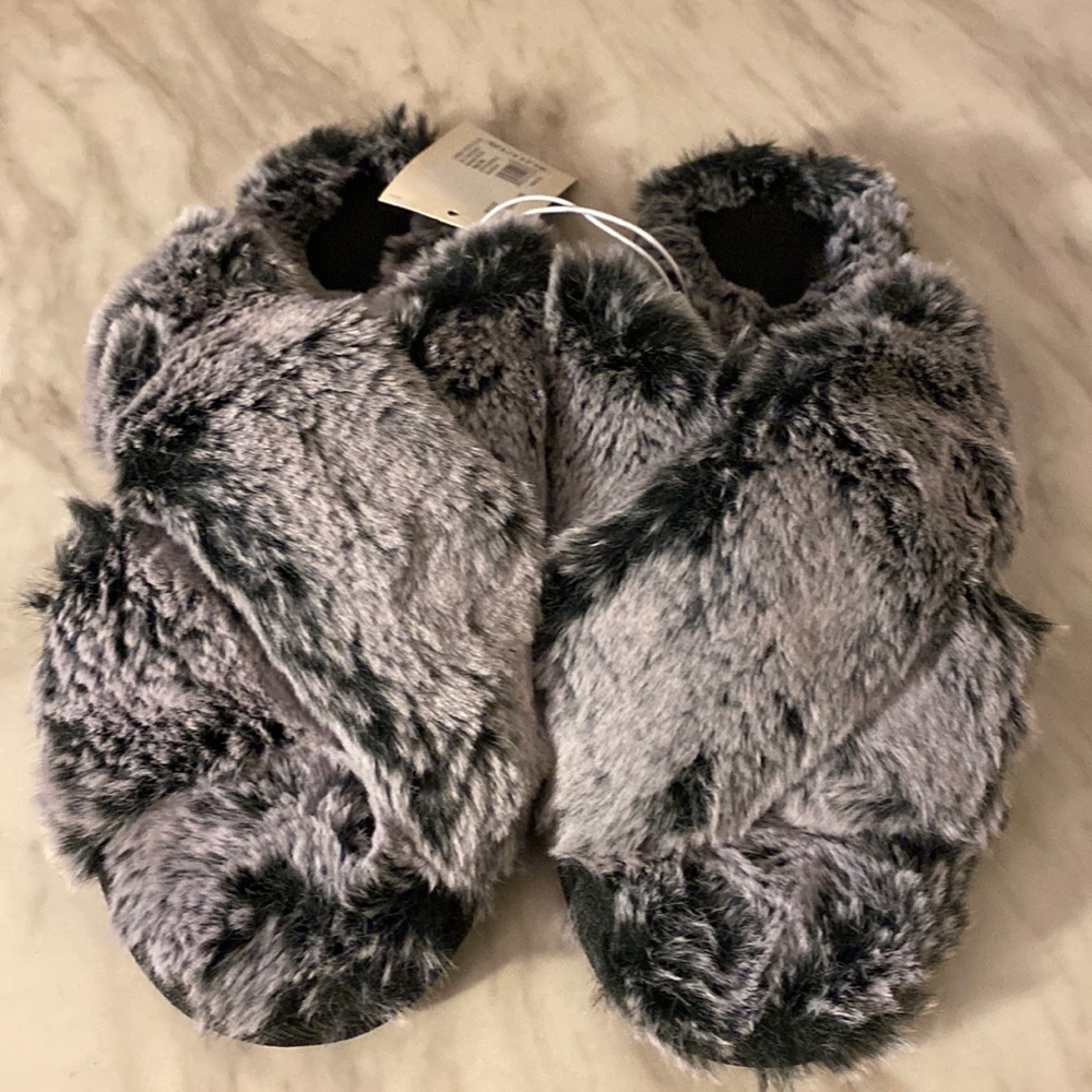 Women’s fur warm indoor flats XL(11/12), upper textile lining and sock: outsole